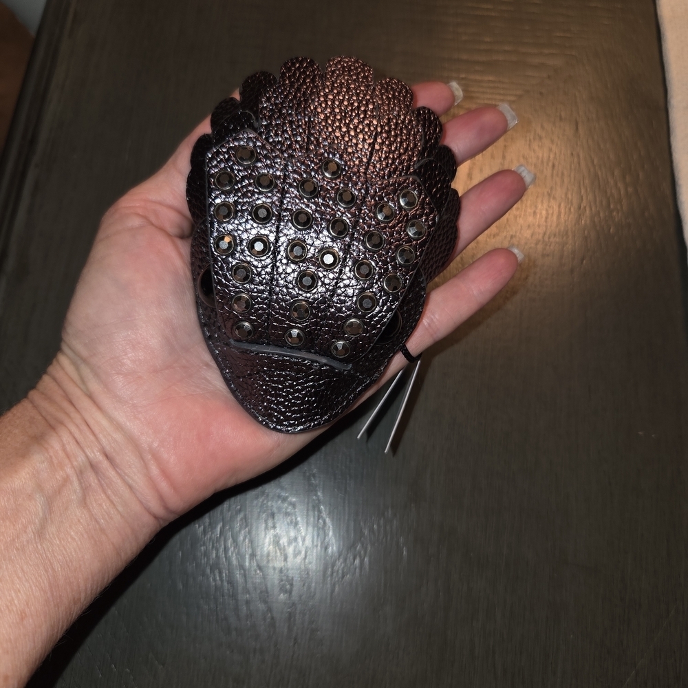 Kurt Geiger Gunmetal metallic Studded Leather Eagle head Bag Charm. NWT - Picture 2 of 5